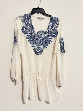 Tabla Tania Mohamed Coverup Tunic, Size Small, Very Good Condition.
